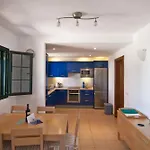 Casa Palmeras, Punta Limones, Playa Blanca, Lanzarote 펜션 *